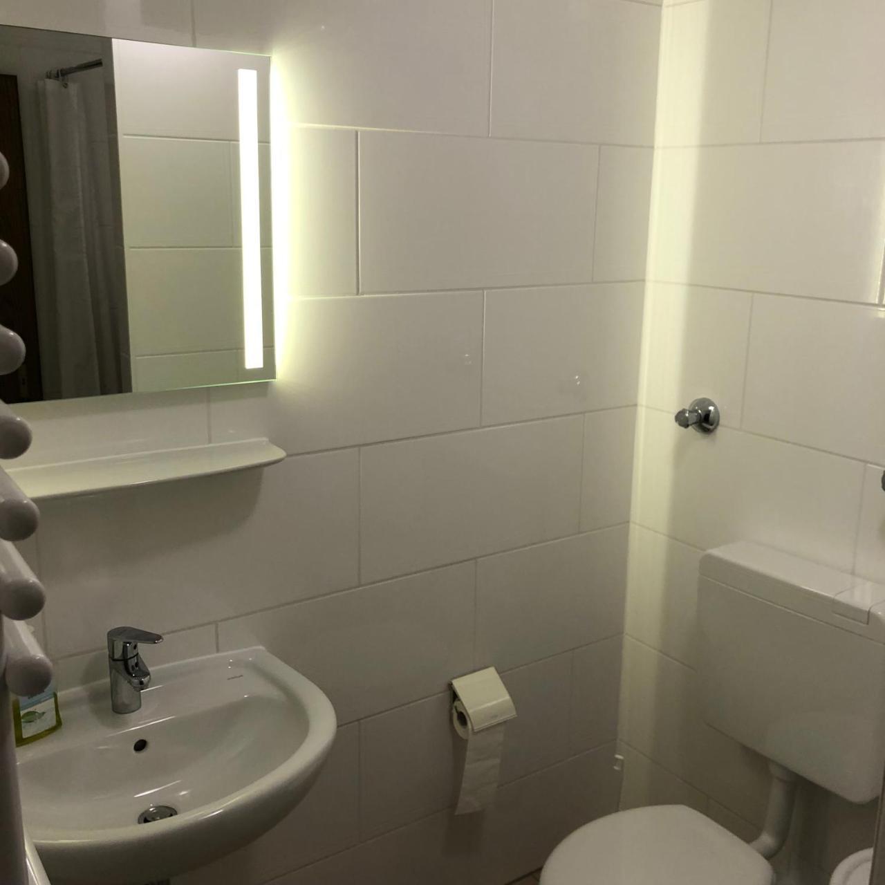 Hotel Garni Schafer Horrem Bagian luar foto