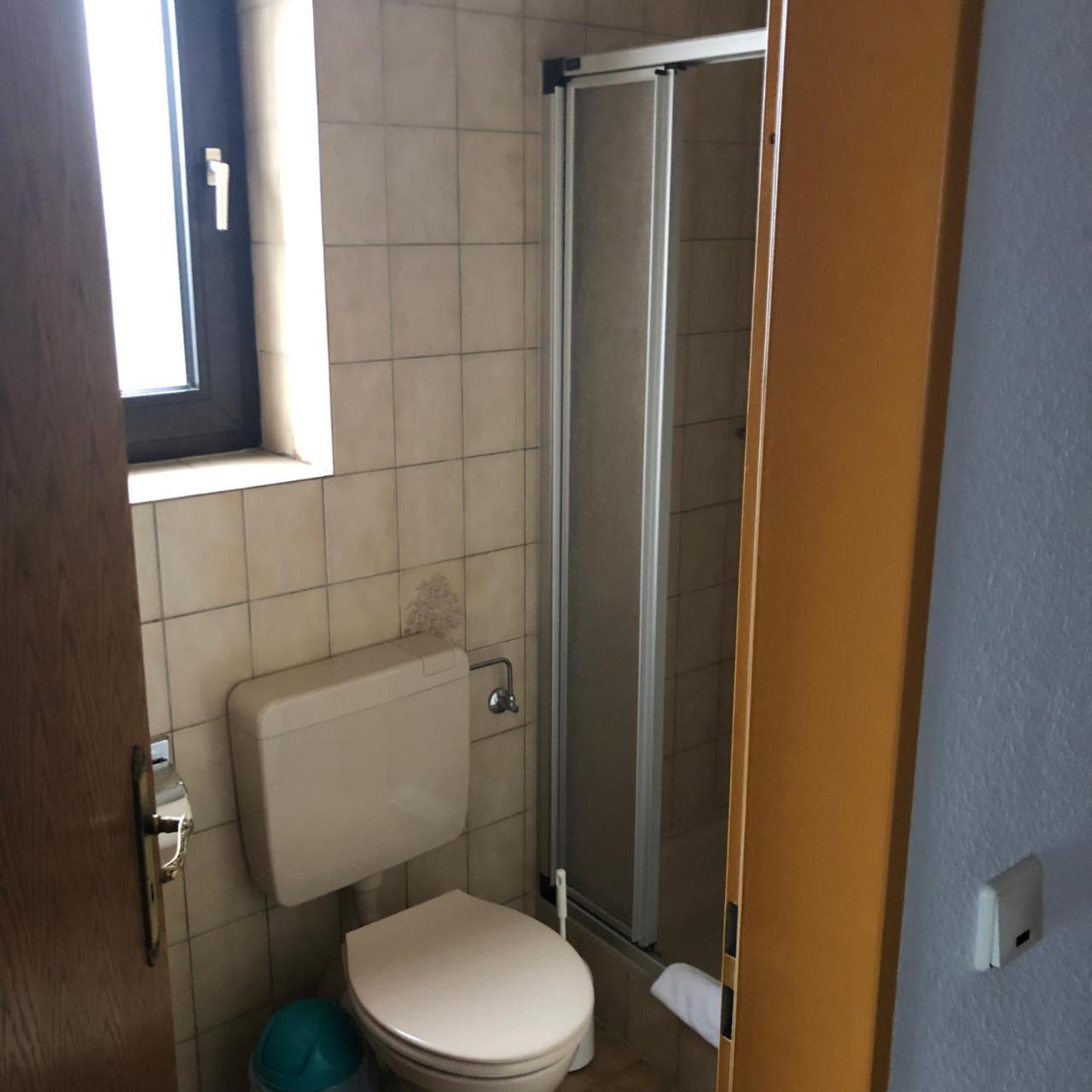 Hotel Garni Schafer Horrem Bagian luar foto